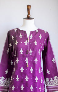 Dreamy Magenta Shirt - Sanyra | Ethnic designer clothing