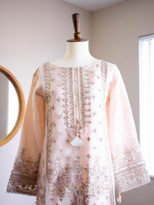 Kanwal 3PC Suit (S)(M)(S21)