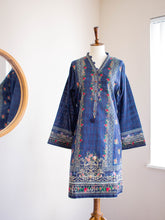 Load image into Gallery viewer, Neel Kamal 3pc Suit (M)(S21)
