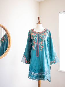 Sunehri 2pc Suit (S)(S21)