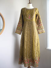 Load image into Gallery viewer, Noor-e-Mehraaj 3 PC (S)