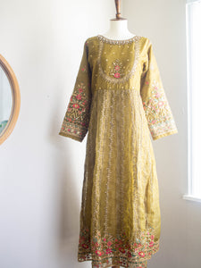 Noor-e-Mehraaj 3 PC (S)