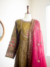 Load image into Gallery viewer, Noor-e-Mehraaj 3 PC (S)