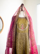 Load image into Gallery viewer, Noor-e-Mehraaj 3 PC (S)