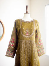 Load image into Gallery viewer, Noor-e-Mehraaj 3 PC (S)