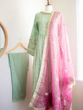 Load image into Gallery viewer, Noor-e-Kali 3 PC (S)