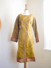 Load image into Gallery viewer, Qamar (3pc) (M)