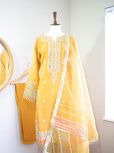Load image into Gallery viewer, Shehnai 3 PC (M)