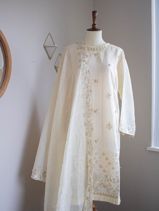 Creamy Dune 3PC (W20) - Sanyra | Ethnic designer clothing
