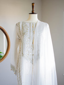3PC Daisy Gold (S20) - Sanyra | Ethnic designer clothing