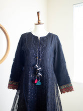 Load image into Gallery viewer, Mehrbano 3 PC (S) (M)